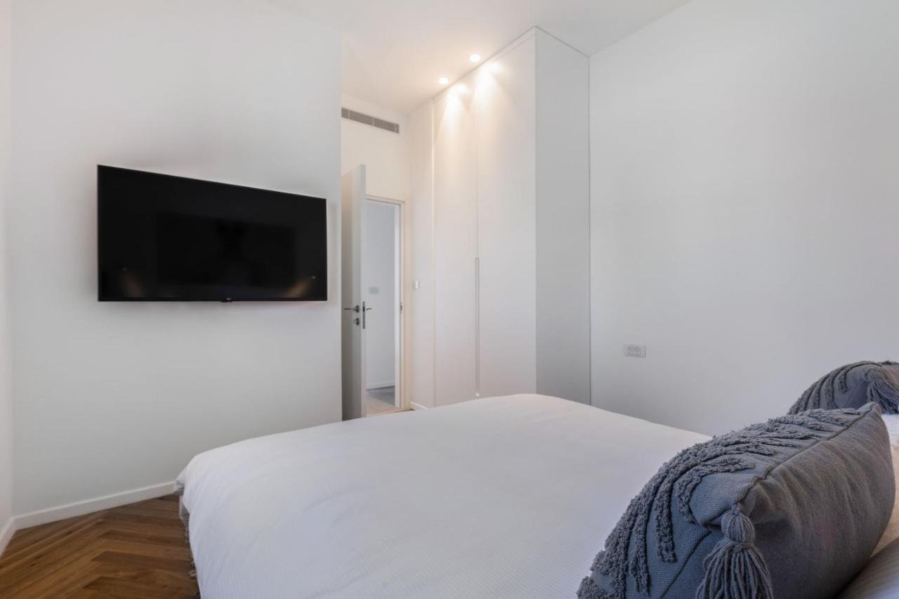 Blue Sky Penthouse By Five Stay Tel Aviv Exterior photo