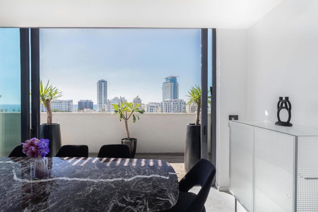 Blue Sky Penthouse By Five Stay Tel Aviv Exterior photo