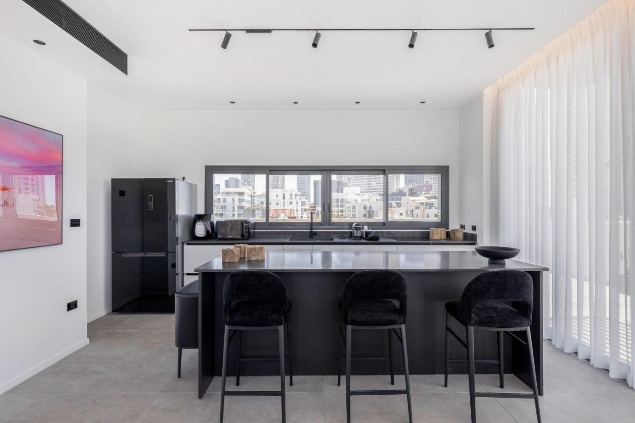 Blue Sky Penthouse By Five Stay Tel Aviv Exterior photo